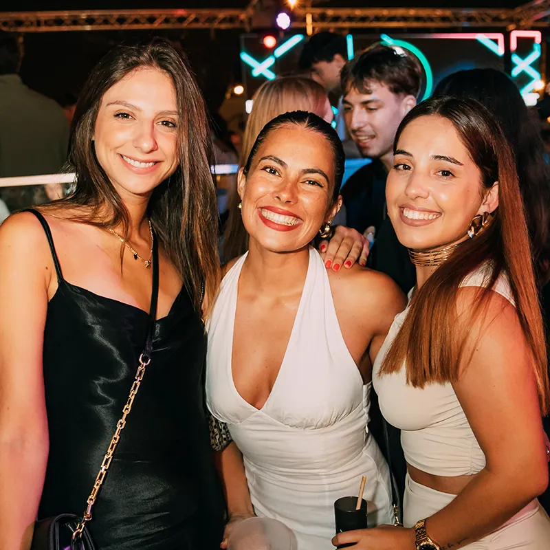 Beautiful girls posing for photo Lust in Rio